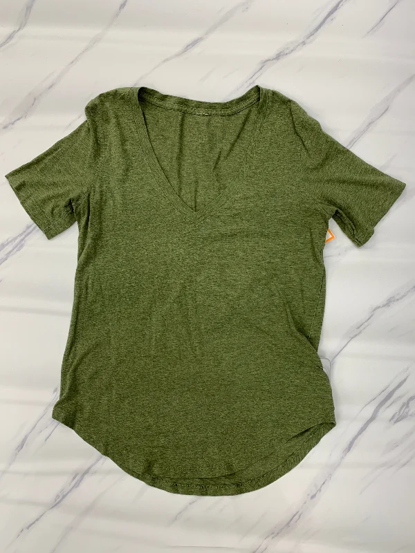 Athletic Top Short Sleeve By Lululemon  Size: 6