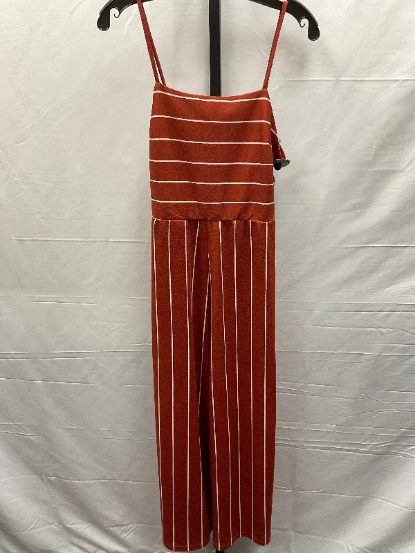 Red & White Jumpsuit Clothes Mentor, Size M