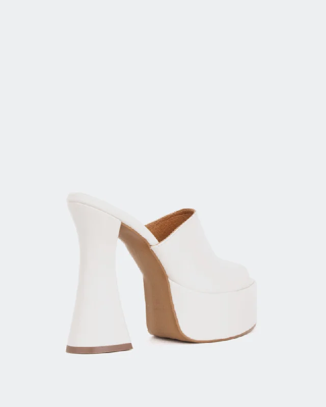 Shore Off White Leather/Cuir Blanc Cassé